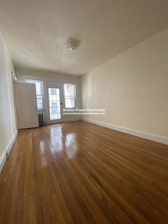 a - 3 bed with living room *NO BROKER FEE Apartments