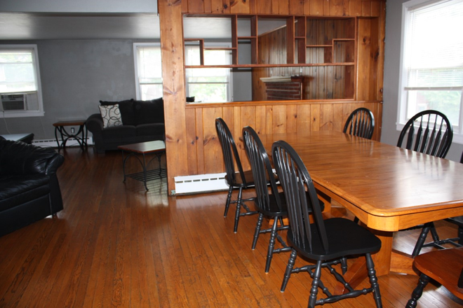 dining room partial view - large 4 bedroom 2 bath apartment 1 block from campus for up to 6 people