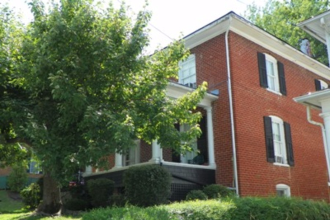Exterior - Sadler House