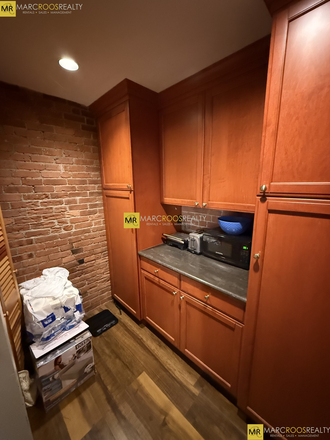Kitchen - Fenway 2 Bed Gainsborough St Condo