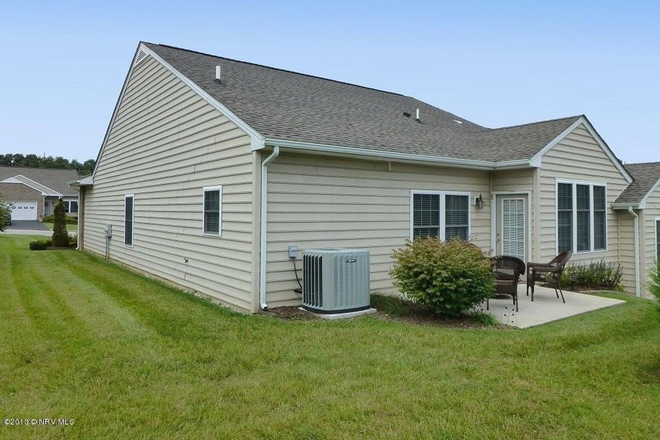  - 2 Bedroom 2 Bath Townhouse