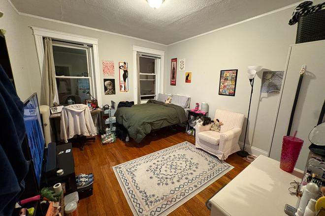bed - 2 bd Allston Apartments