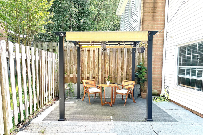 patio - Townhouse 3 Bed, 2.5 Bath / close to Emory Clairmont Campus