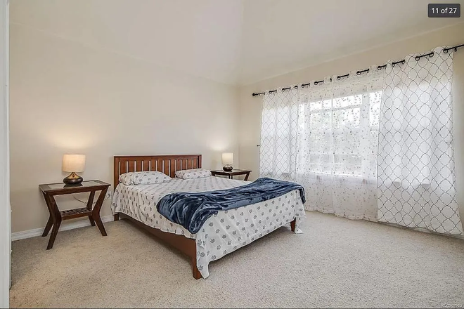 Master bedroom (open) - Wild Ridge Ln. Townhome