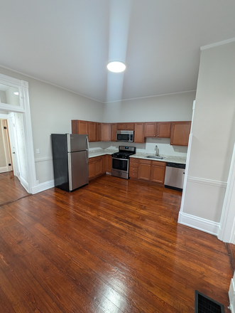 Kitchen - Huge 1 Bedroom with Living Room and Dine-In Kitchen, Walk to Campus Apartments