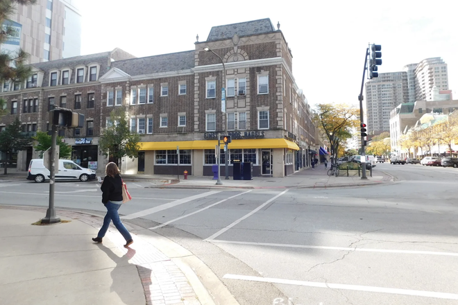 Outside street view - Fully Furnished Studio for Summer Sublet