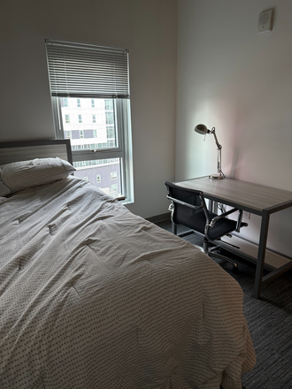 Bedroom - Vantage Apartments