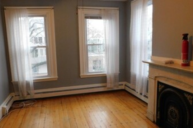 living room - Broadway Apartments