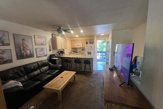 living room - University Town Homes