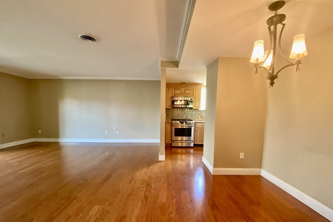 . - Spacious 2 Bed / 2 Bath with Balcony!! Central AC! Heat&Hot Water Included! Avail. NOW!!! Apartments