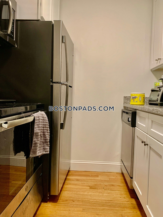 Kitchen - New Listing! 4 Bed 1 Bath Apartment on Columbus Ave. in South End! Prime Location Near NEU