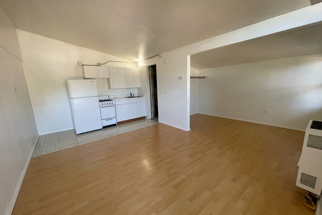 2 - AVAILABLE NOW!: 2895 E College Ave. #32 Apartments
