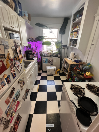a - 2 BED WITH LIVING ROOM, NO FEE Apartments