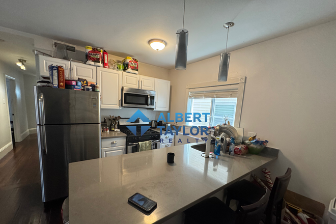 Kitchen - Southie 3 Bedroom with Laundry in unit!! Apartments