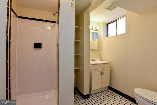 shared bathroom view - Room Rent Lower Level - Walking Distance from UMD House