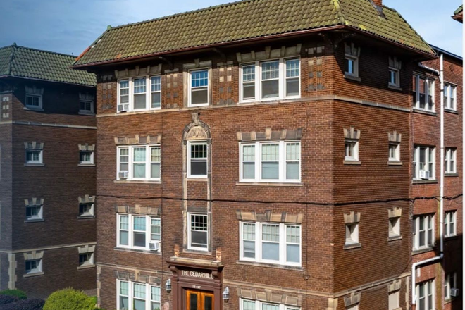  - 12491 Cedar Road - 1BR/1.0BA