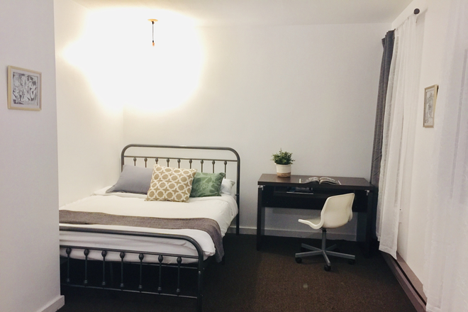 Bedroom - Move in September 1st!!BEAUTIFUL and SPACIOUS 1bed 1bath apartment near Northeastern-FURNISHED