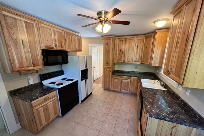 Kitchen - Room available in home near Downtown Eugene (Month-to-Month lease)