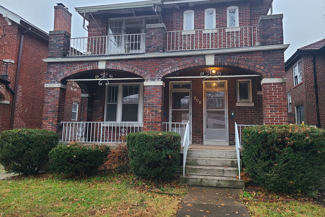 street view - duplex on Pennsylvania, 2nd floor, 2br 1 bath  1500 Duplex