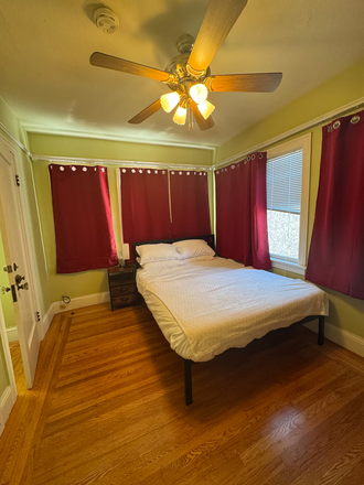 Bed room - Cozy Private Guest Suite w Nice Patio in Berkeley