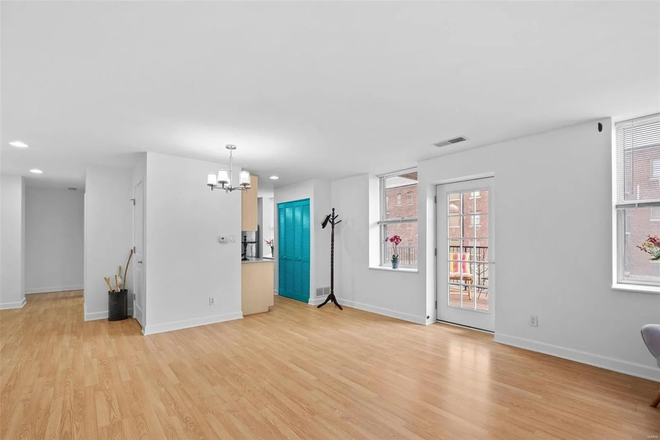 Living Room - 5696 Kingsbury Ave – Near Shuttle Stop – Gym in building – Large deck Condo