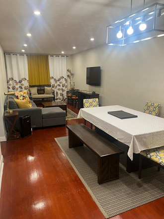 Living Room - 20 Avis Cres