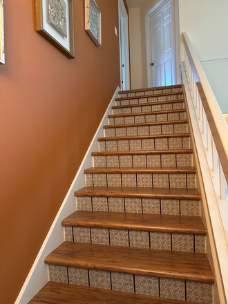 Stairs to bedrooms - Townhouse in best location