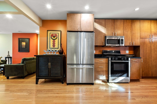 . - Fully Furnished Apartments Unit in Fenway!