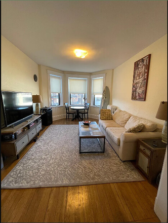 livingroom - OUTSTANDING 2 BED PACKARD'S CORNER COMMONWEALTH AVE 09/01 HALF FEE