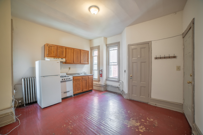 Living Room - Off Campus Philly - 1 Bed Unit With Charm Steps From Campus Apartments