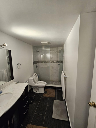 Bathroom (shared with one roommate) - Lexington Condomoniums. 1 furnished bedroom with laundry in a 3 room condo (1 master, 1 bedroom+den)