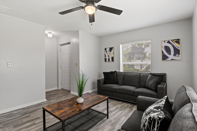 living room - Walking Distance to FAMU/Furnished Utilities Included Duplex