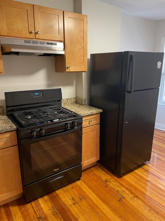 Kitchen - Four Bedroom Apartment, Close to Campus