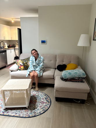 Comfortable  and spacious living area! - Orduna Court Apt