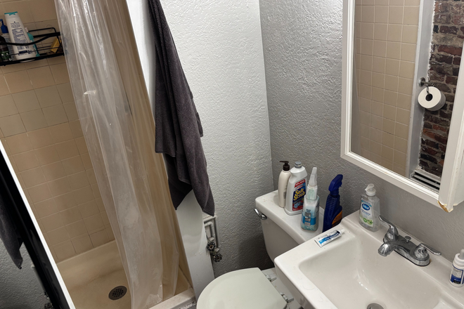 Bathroom - Charming Beacon Hill Studio – Heat & Hot Water Included, Available 9/1! Apartments