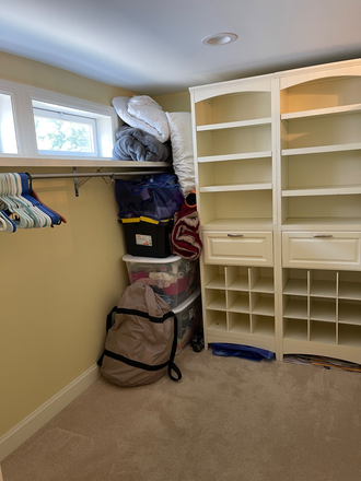 Walk-in closet - Short term:Furnished suite in shared home for PU affiliate only-Chestnut St-Princeton