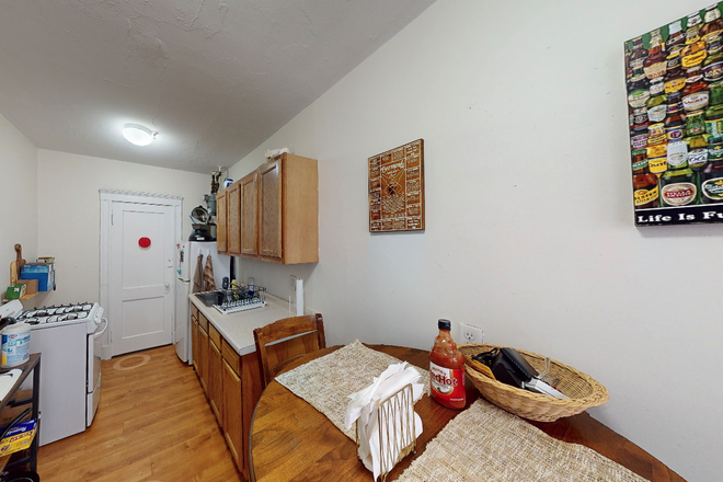 Living Space - Boylston St 1 Bed Fenway Apartments