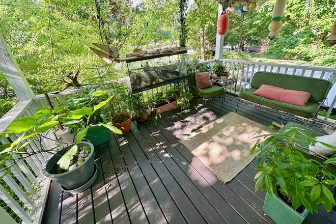 Front Porch - Historic Decatur Home | Walk to MARTA • Emory • CDC