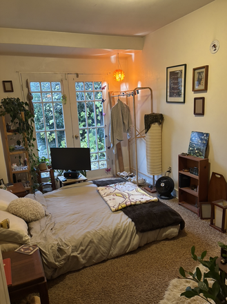 Bedroom (It will not be furnished) - 16th & Hilyard Corner Street House