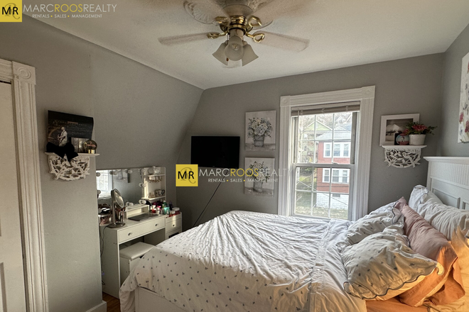 Bedroom - ROOM FOR RENT IN BRIGHTON 4 BED 2 BATH Apartments