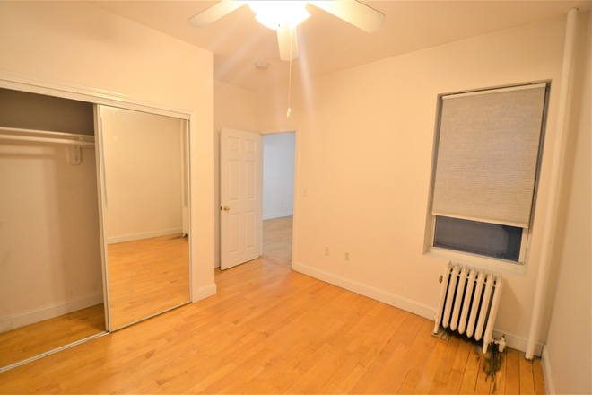 . - 1 Bed 1BA on Symphony Rd Avail 9/1 Apartments