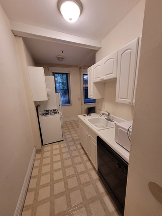Call NOW for showings! 617-236-8600 - QUEENSBERRY ST - A GREAT DEAL FOR *9/1/2025* IN SYMPHONY! STUDIO/1BA W/ H&HW INC, LNDRY IN BLDNG! Condo