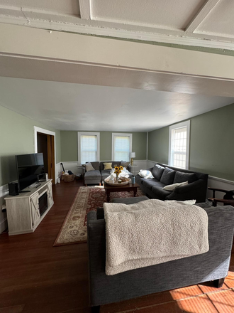 Living Room - Hadley House