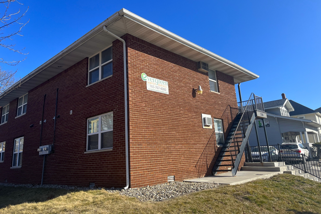 Exterior - 218 S Grant Apartments