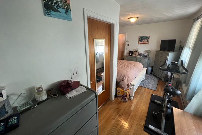 Bedroom - **ONLY 1/2 BROKER FEE** Gorgeous 1 Bedroom & 1 Bathroom Apartment