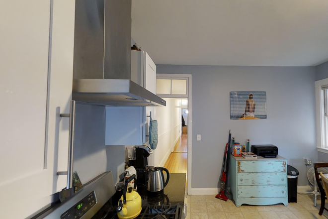 kitchen - 3 Bed Near MIT/Harvard Central SQ Red Line Apartments