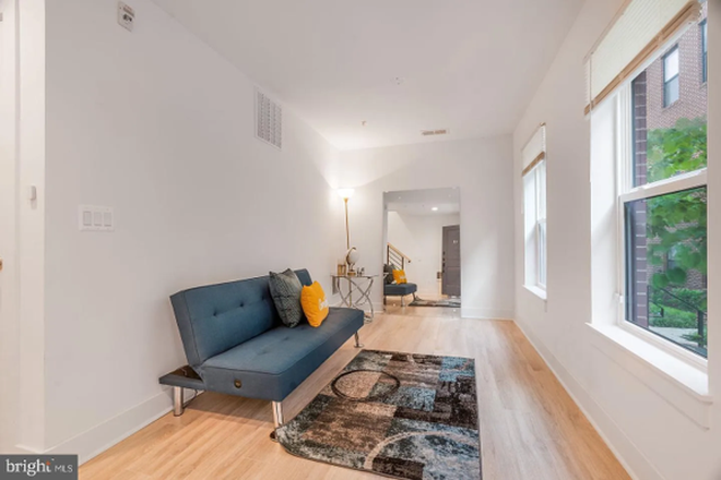 flex/study/office space - Riggs Park Townhome