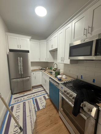 . - Newly renovated 4-bed 2-bath laundry in unit. Contact Will McGowan. 617.512.5822 Apartments