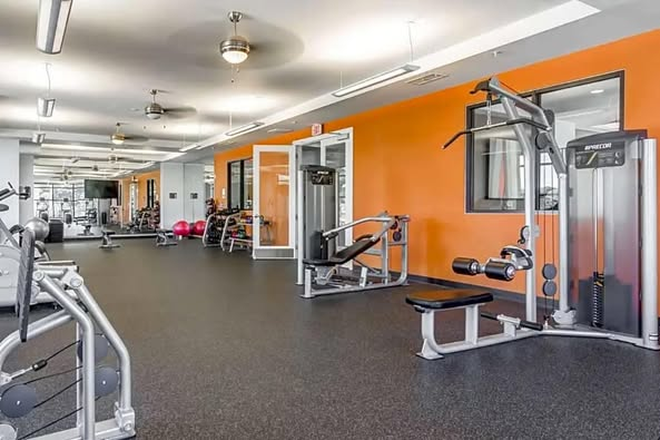 gym - Campus View Apartments