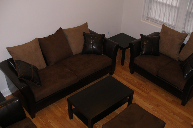 furnished living room - Two Bedrooms Available on Second Floor House